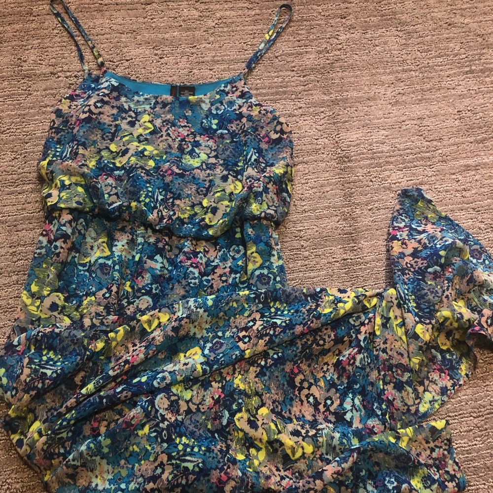 Maxi dress with sheer bottom